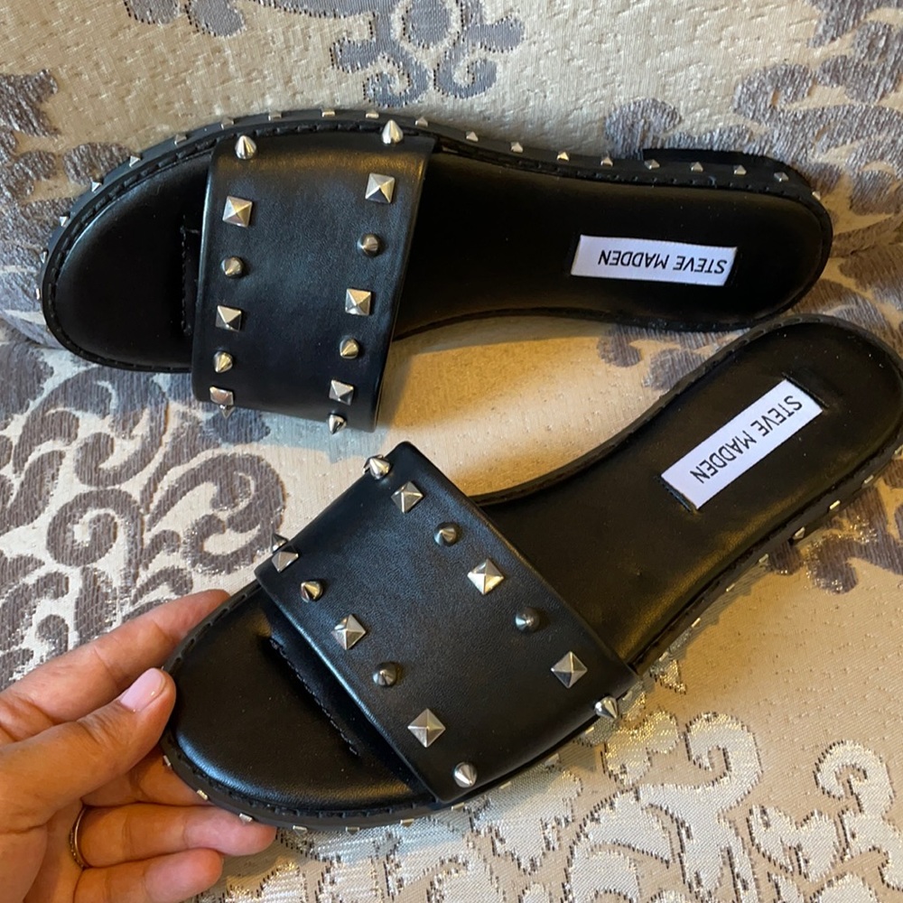 🆕 STEVE MADDEN black stud slides Sz 7.5